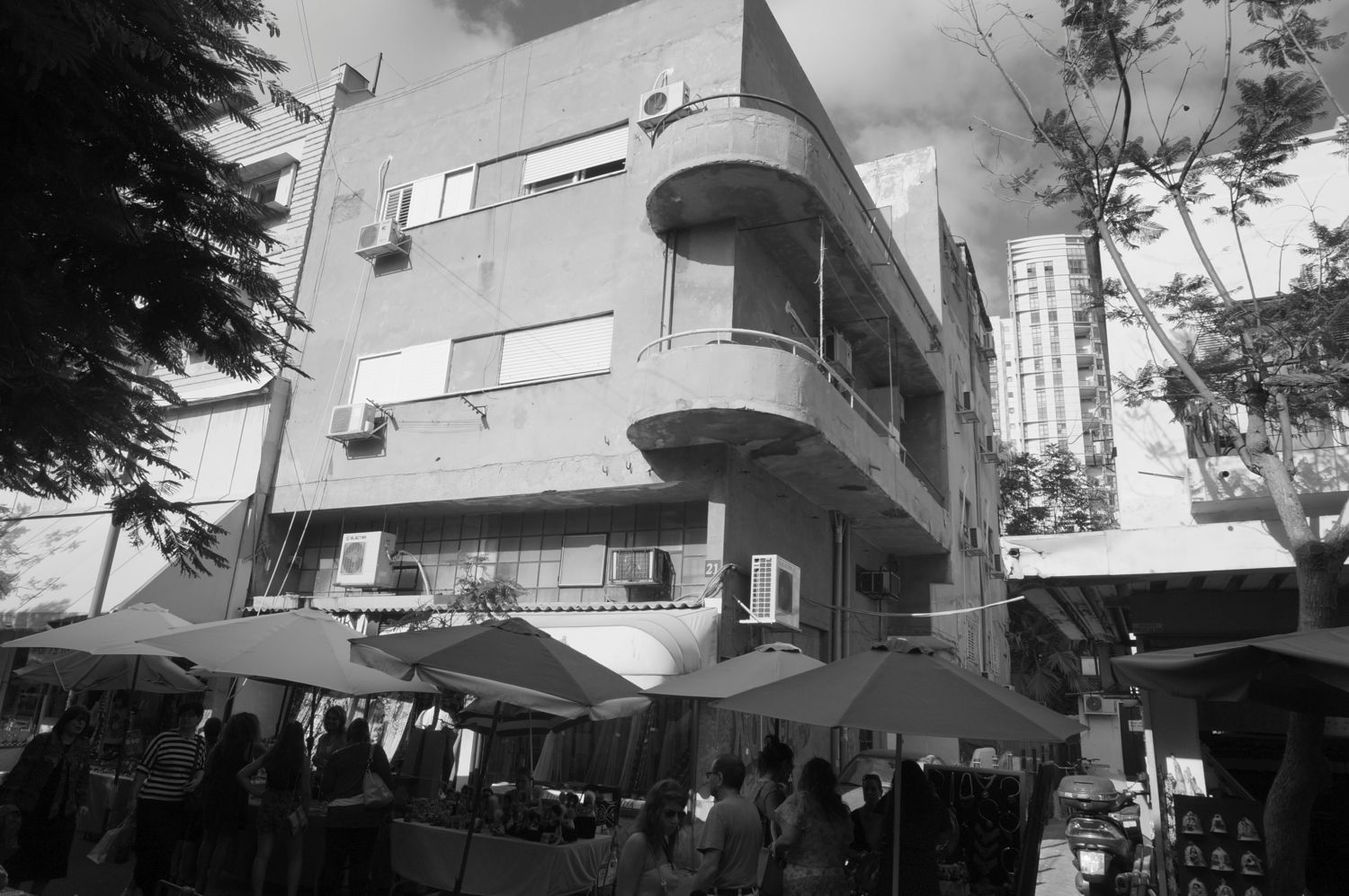 21 NACHELAT BENJAMIN ST. 1935 (2013)