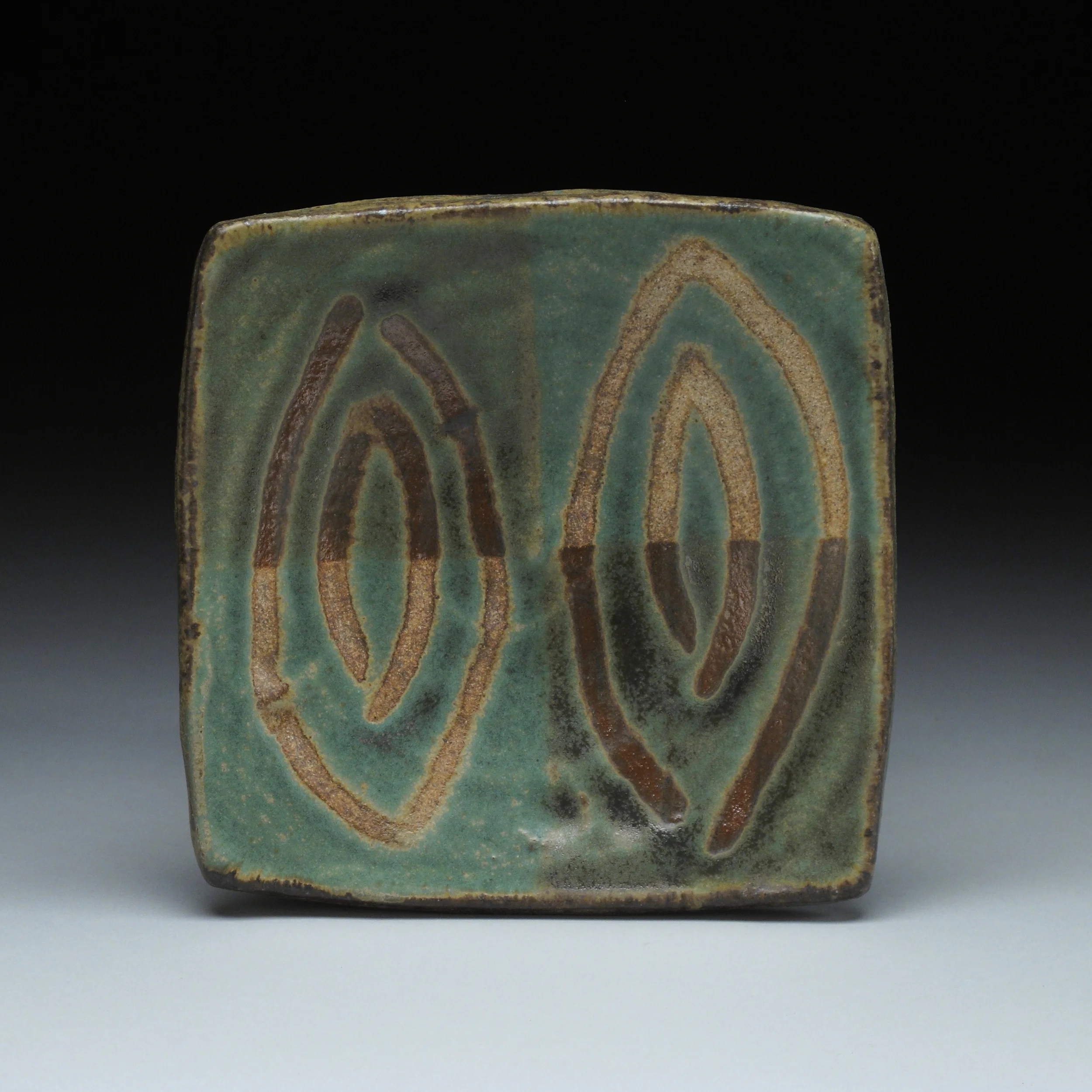 SQUARE PLATE GREEN.JPG