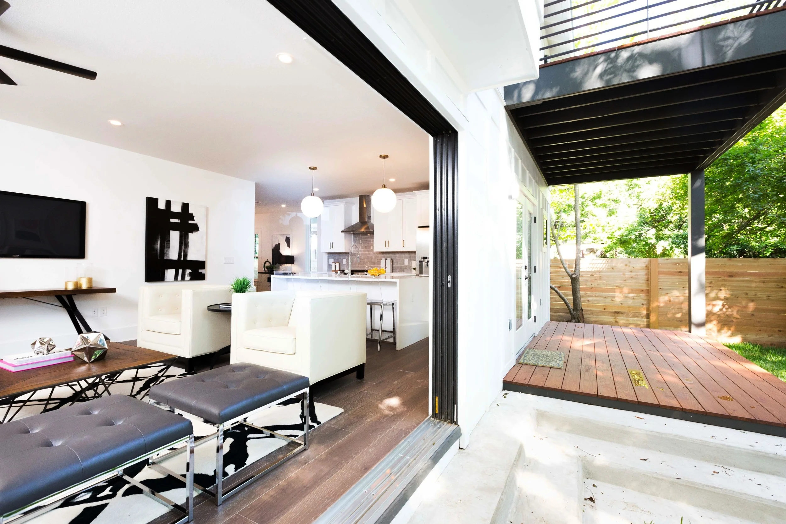 2504_WillowA_-_East_Austin_Bungalow_with_Modern_Addition_-_Holly_neighborhood-9849.jpg
