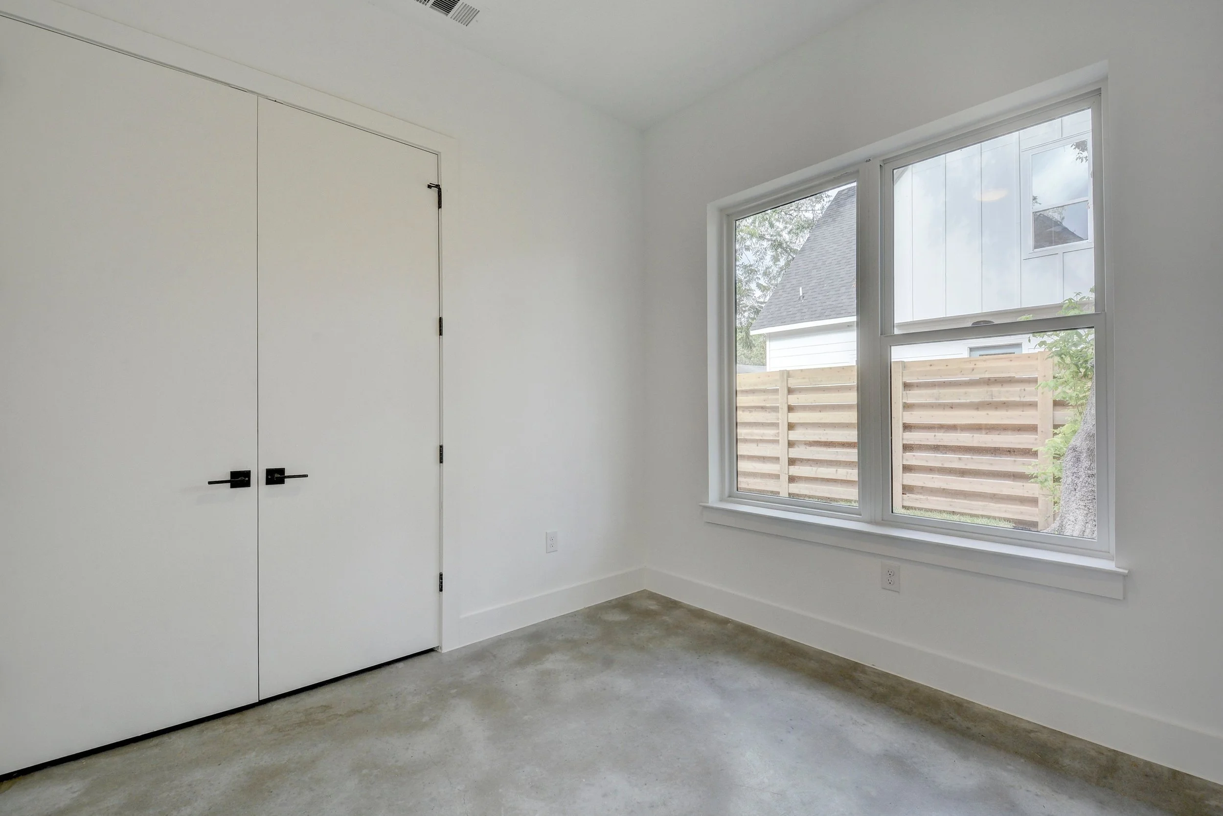 046-248412-1107 Estes Ave 2 017_5612908.jpg