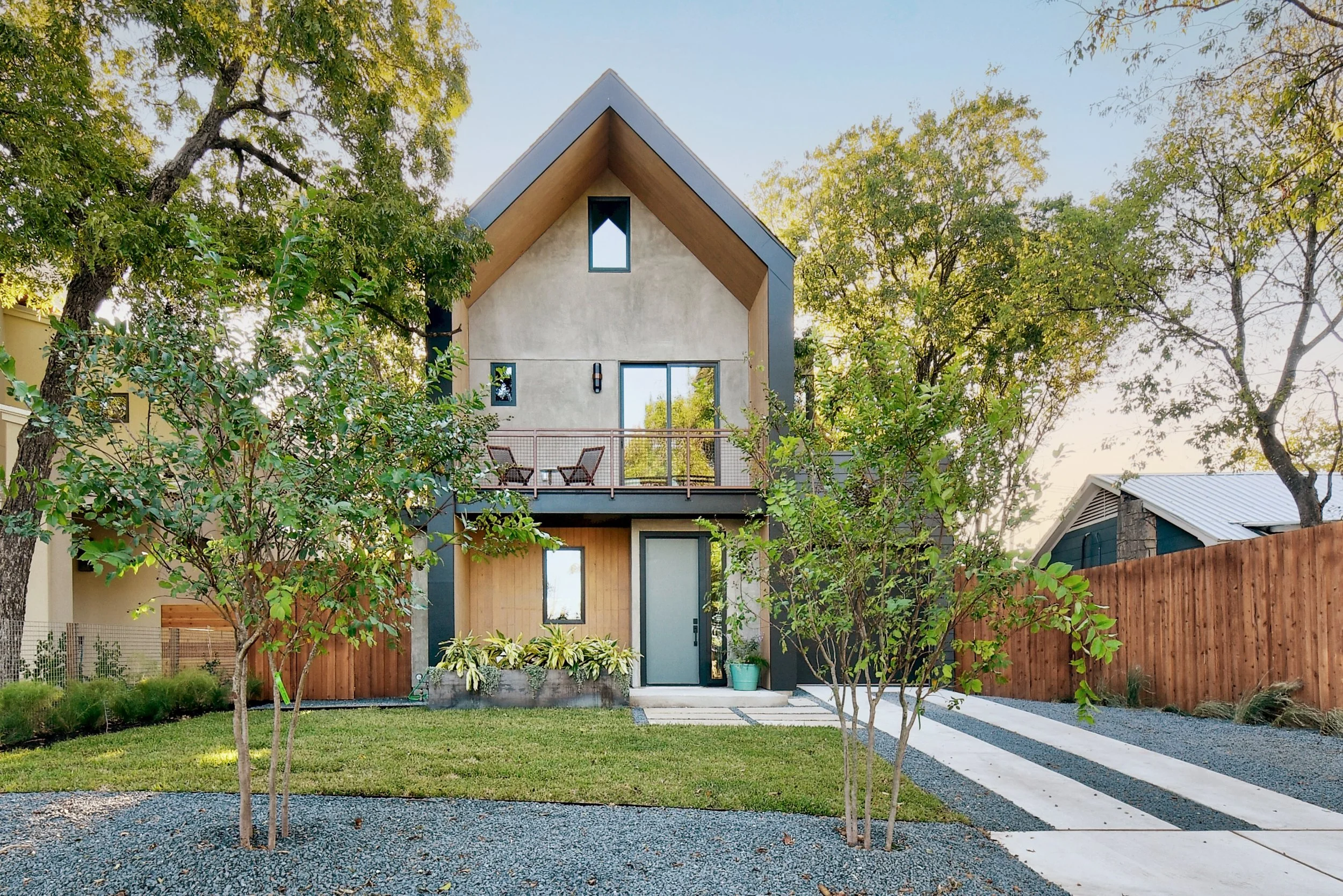 5303 Avenue G Unit 1 001_11948623.jpeg