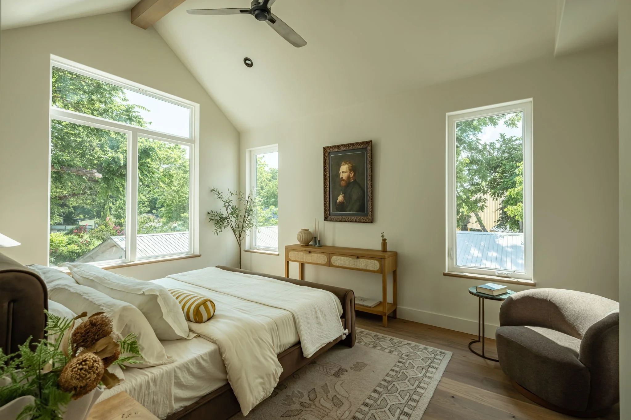 024-4713BolmRoad.jpg