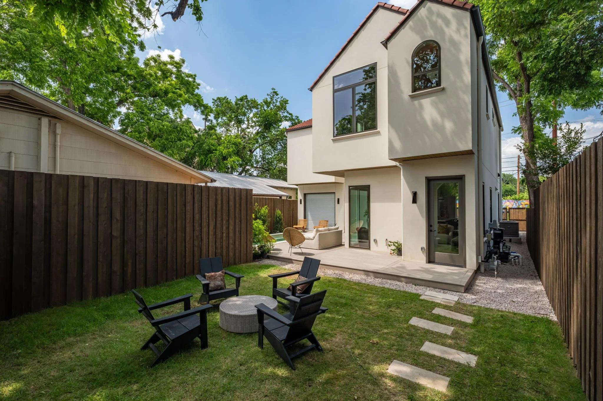044-4713BolmRoad.jpg