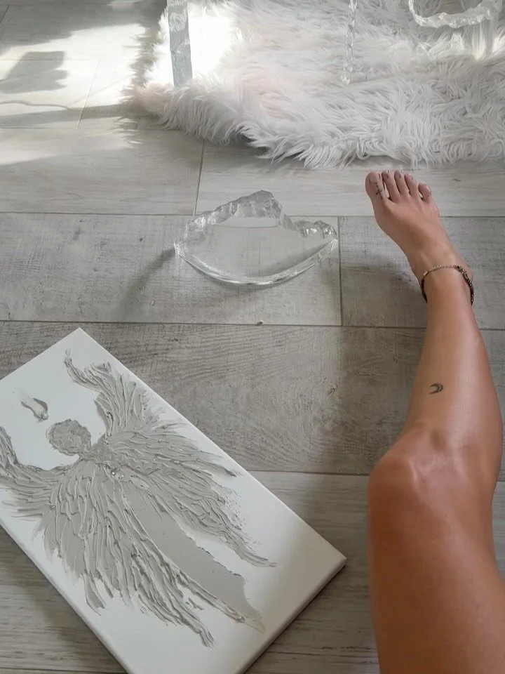 My neice, profound 4lb baby &AElig;va was born on Tuesday.  I was called to create her this angel- adorned in pearl, iridescent glass, and opal. A pearl zygote in her halo for her twin sister IO who lives in spirit.
🤍🤍🪽
Swipe left for beauty