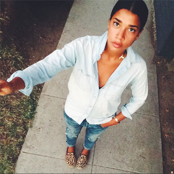 Hannah Bronfman - 9.2.14 - Arc Choker in Gold.png