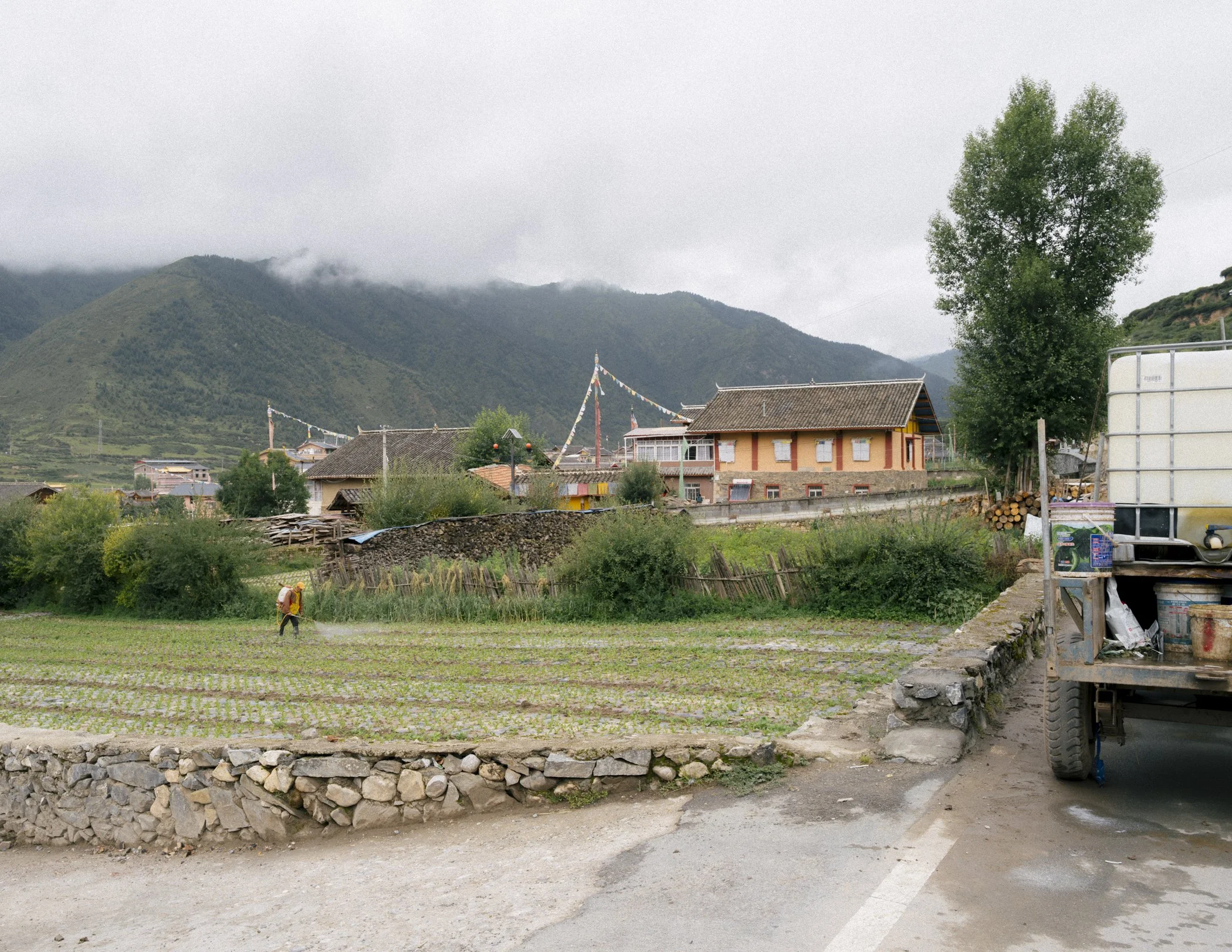 tibet_nicholasswan_leicaq2-10.jpg