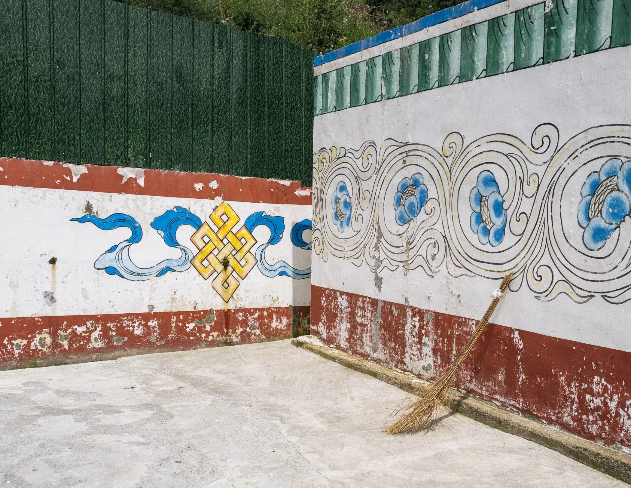 tibet_nicholasswan_leicaq2-17.jpg