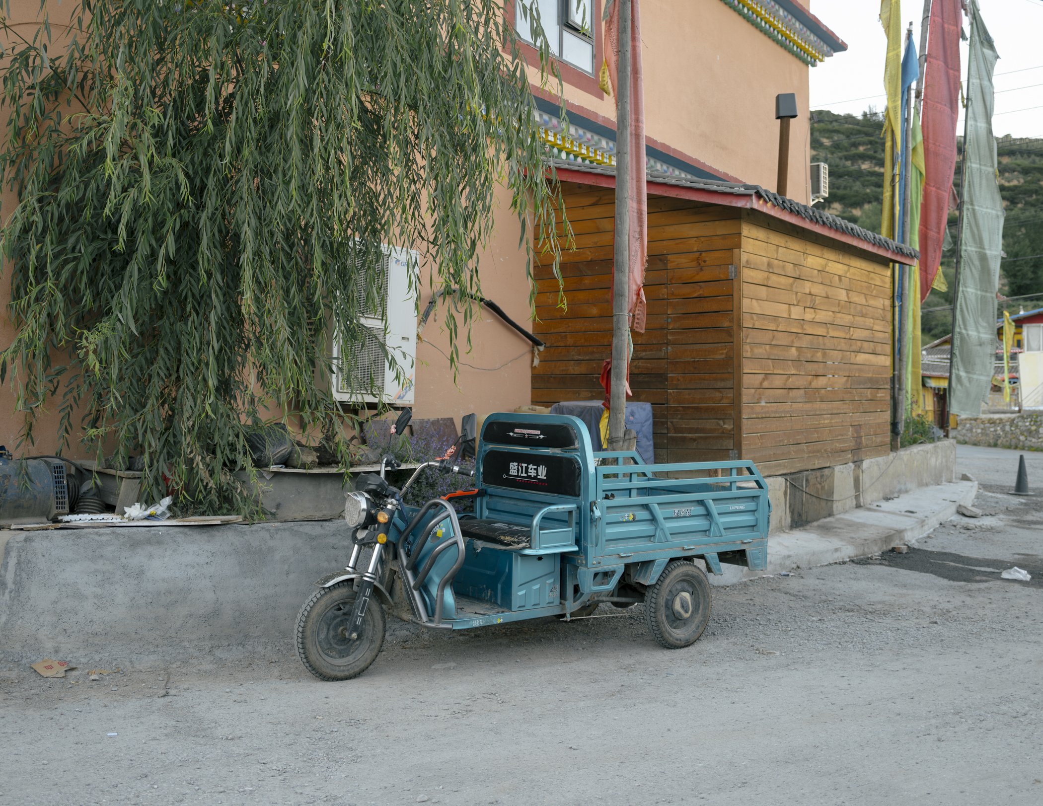tibet_nicholasswan_leicaq2-27.jpg