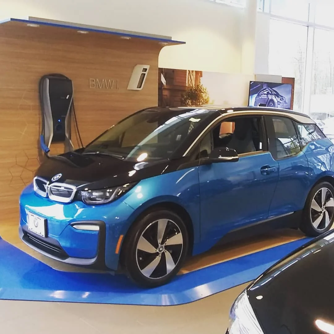 Who is ready to test drive electrifed cars. We are at @hudsonvalleybmw today and for six weeks. Event today from 10-4pm. #bmwi #bmwhudsonvalley #sethleitman #thegreenlivingguy #greenlivingguy #driveelectrichudsonvalley #hudsonvalley #driveelectrich (at BMW of the Hudson Valley)
https://www.instagram.com/p/Bp9vblLHKbp/?utm_source=ig_tumblr_share&igshid=1fm1ngfsc3smh