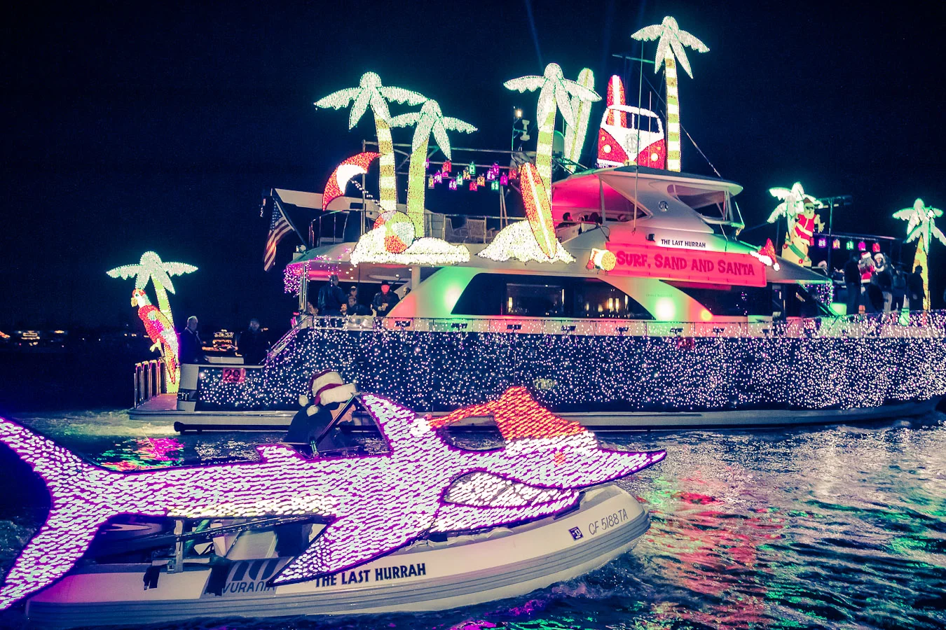 20121221_DDESAI_NewportBeachBoatParade_116
