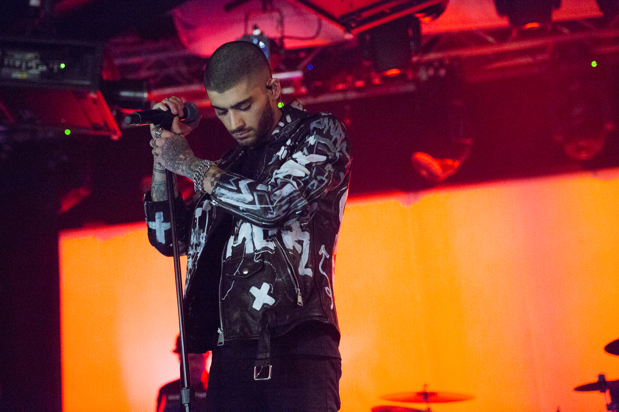 ZAYN, iHeart Radio Theater, 2016