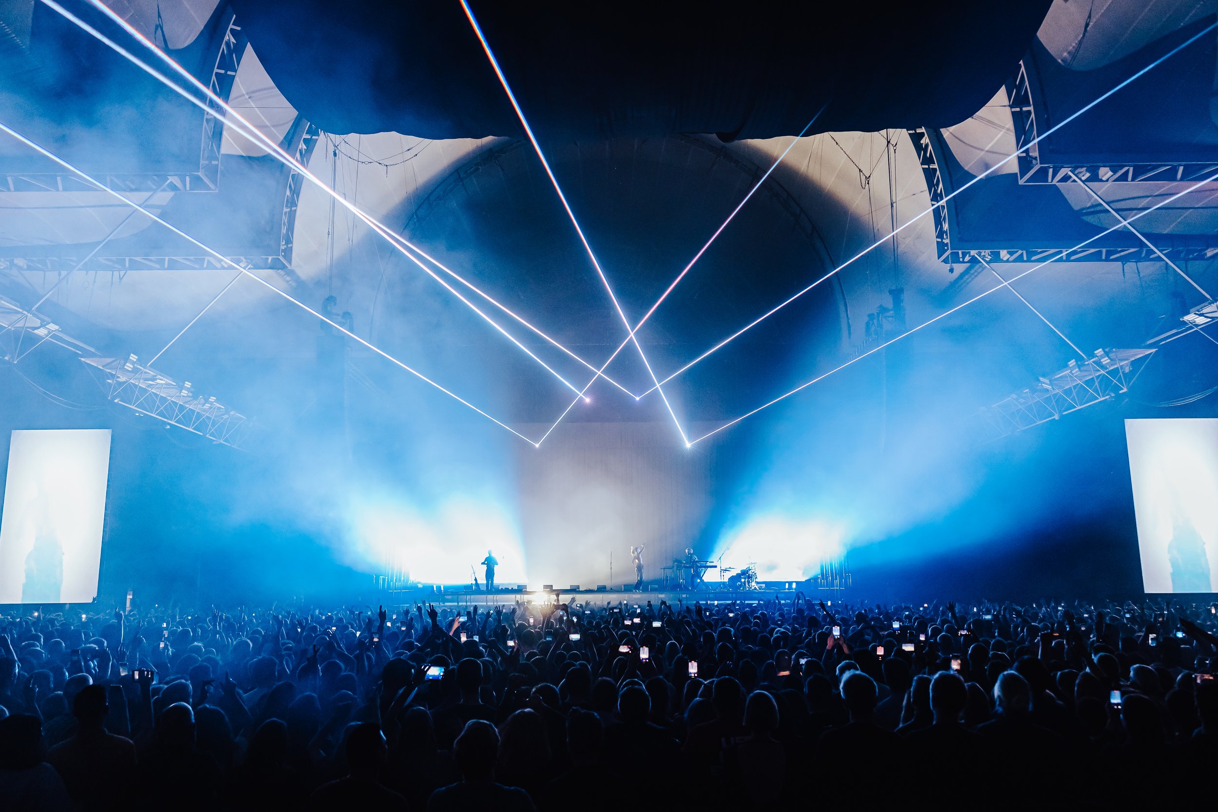 Studio Moross - London Grammar - Ally Pally - 12th November 2021 by Luke Dyson - LD1_0703.jpg