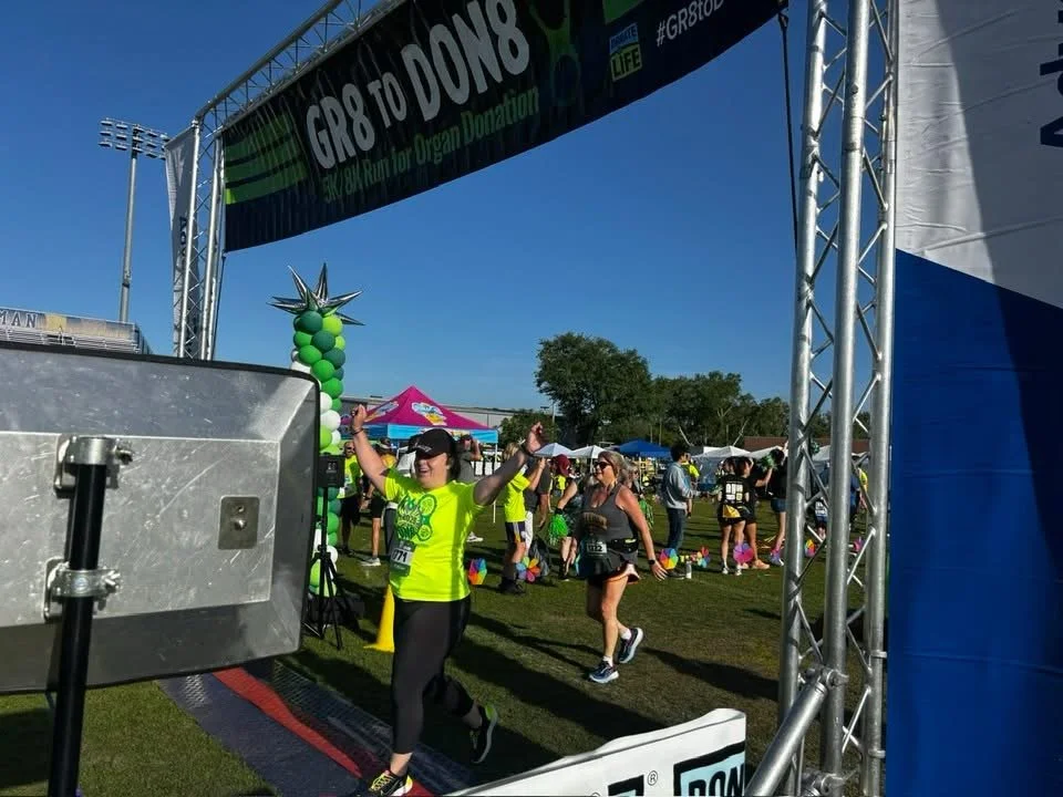 Photos I&rsquo;m in That Make Me Feel Something &ndash; 2025 Edition ✨📸

Many of you know I often say there&rsquo;s a reason I stay on the other side of the camera. I feel more comfortable there &mdash; especially after gaining weight, it&rsquo;s be