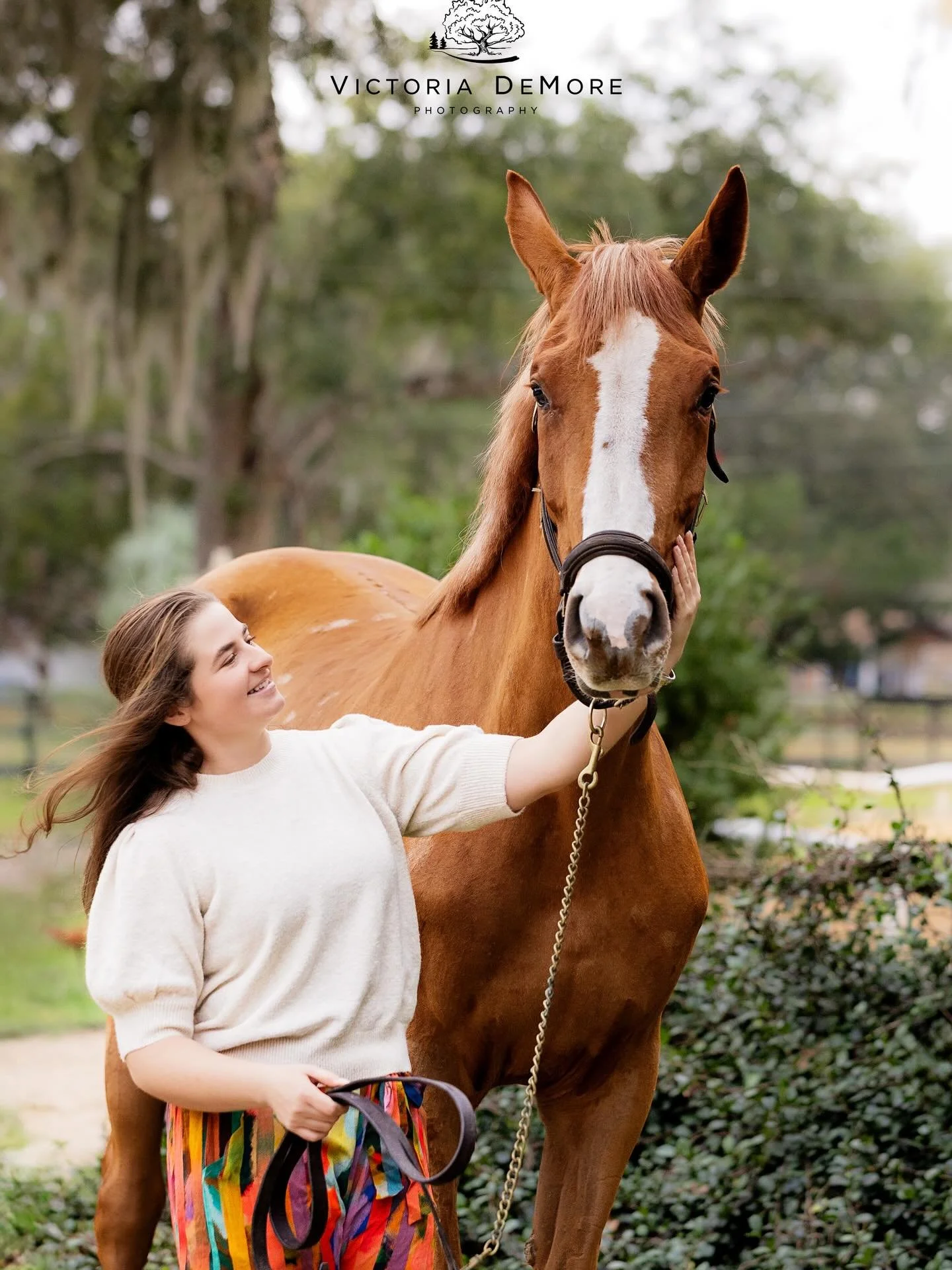 🌟🤩 Continuing the theme from my last set of sneak peeks - I&rsquo;ve known this amazing young woman for a VERY long time and it&rsquo;s been equally amazing watching her riding career develop. Many of Dominique&rsquo;s horses I&rsquo;ve photographe
