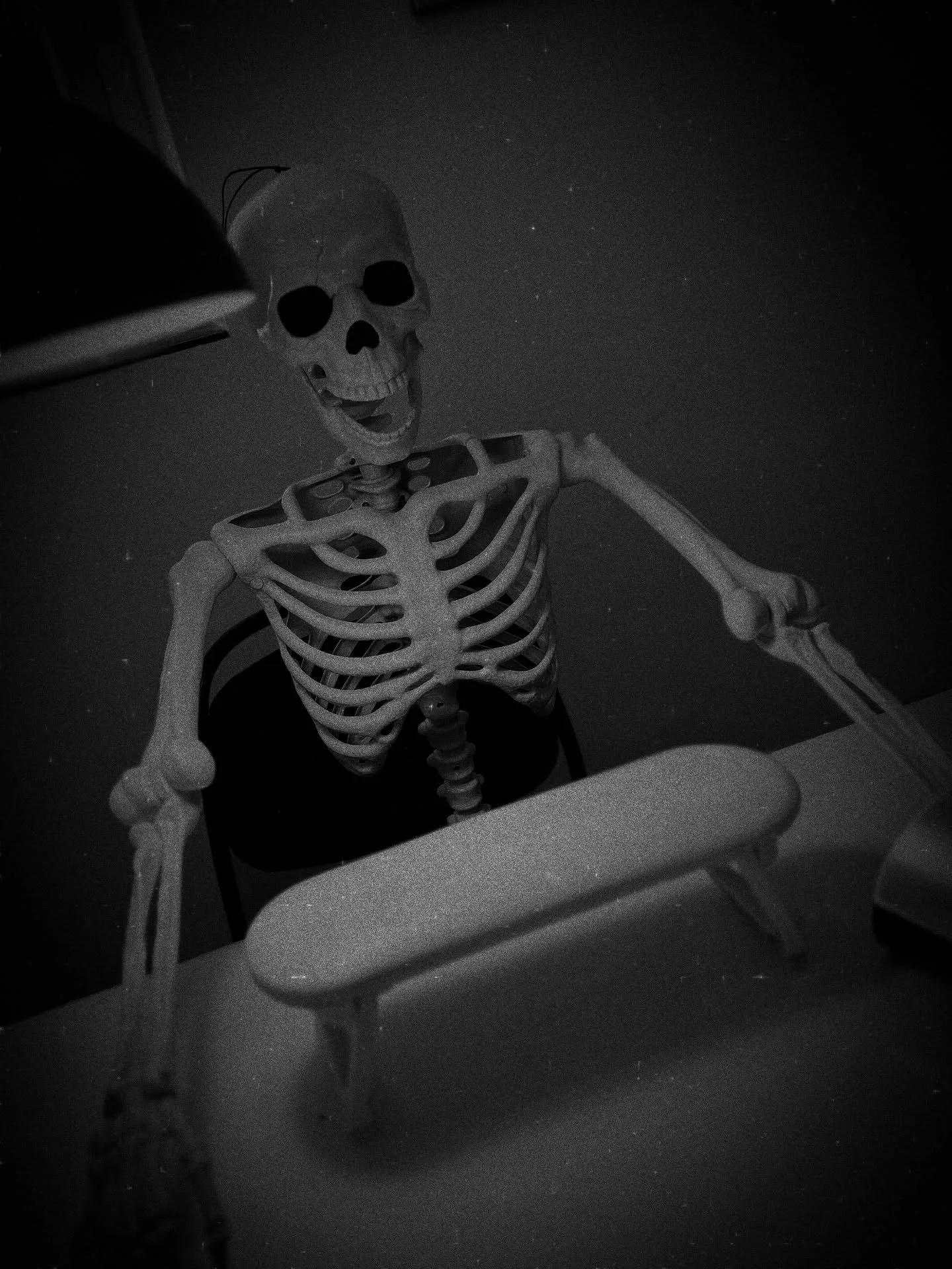 💀🦴 COMPETITION TIME! 🦴💀

You may have spotted our newest team member Bones, the resident skeleton at The Nail Boutique Portsmouth 👋💅 He&rsquo;s been dying to meet you all (pun absolutely intended 😏)

He&rsquo;s become quite the salon celeb alr