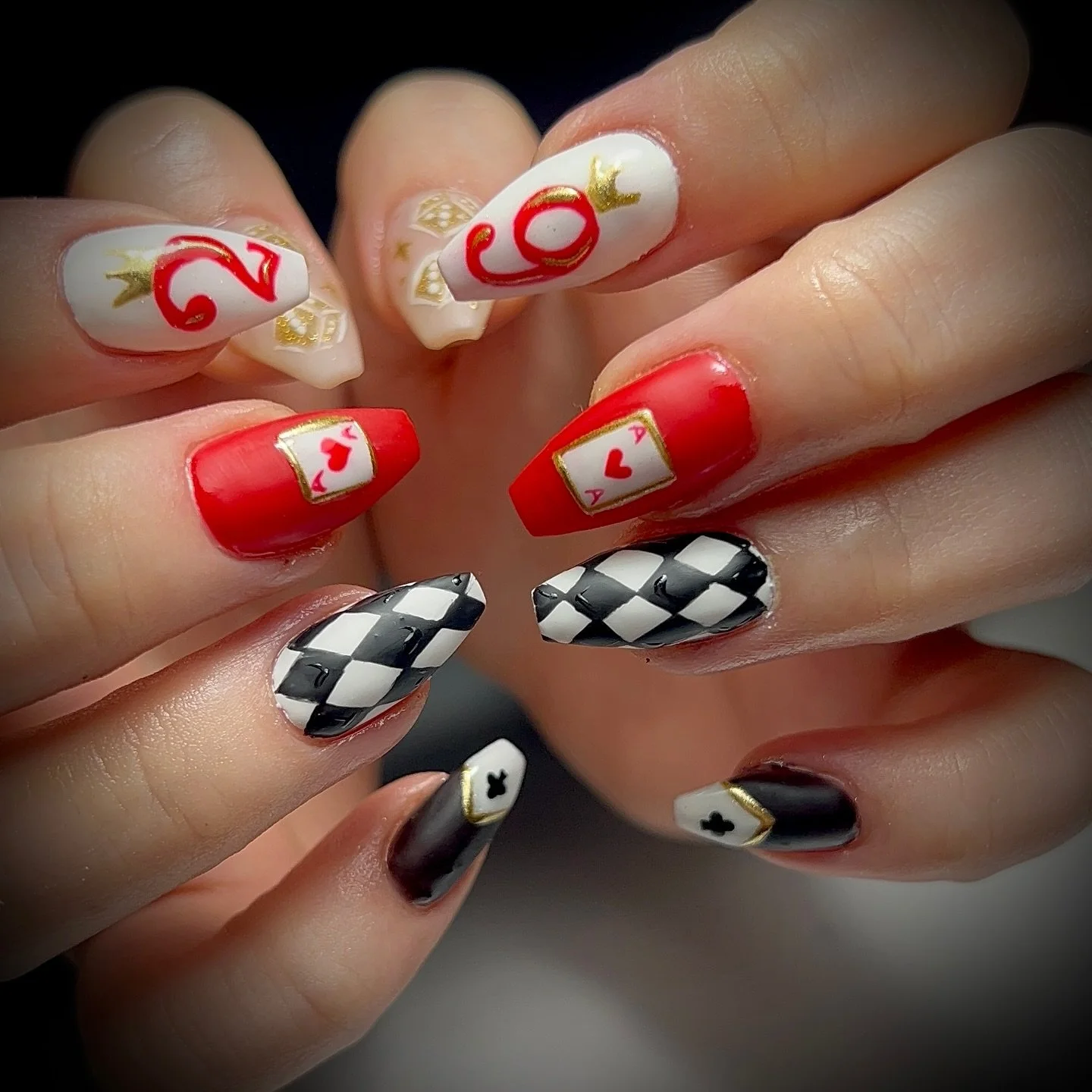 Birthday  Queen 👑&hearts;️&clubs;️&diams;️

These nails were designed especially for our 29th-birthday babe @ailismurphy they are full of custom art with casino vibes, hand-painted cards, dice and all the tiny gold details that make a set feel extra