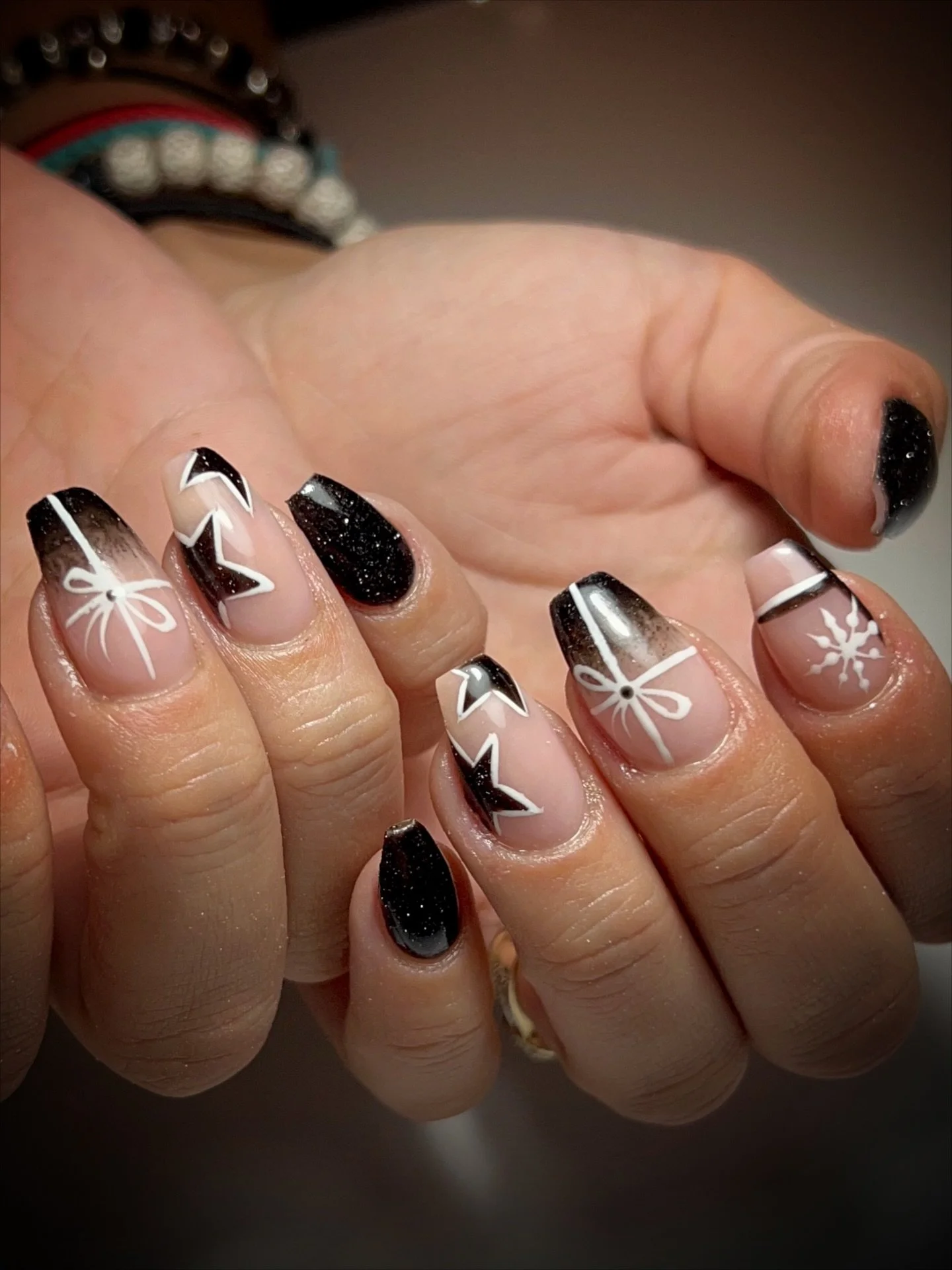 ✨ DECEMBER DIARY ALERT ✨

Babes&hellip; the early December appointments are disappearing faster than these black-tie Christmas nails 🎁🖤✨

If you&rsquo;re dreaming of:
⭐ Fresh BIAB before the parties
⭐ Snowflakes, bows &amp; starry glam
⭐ Nails that