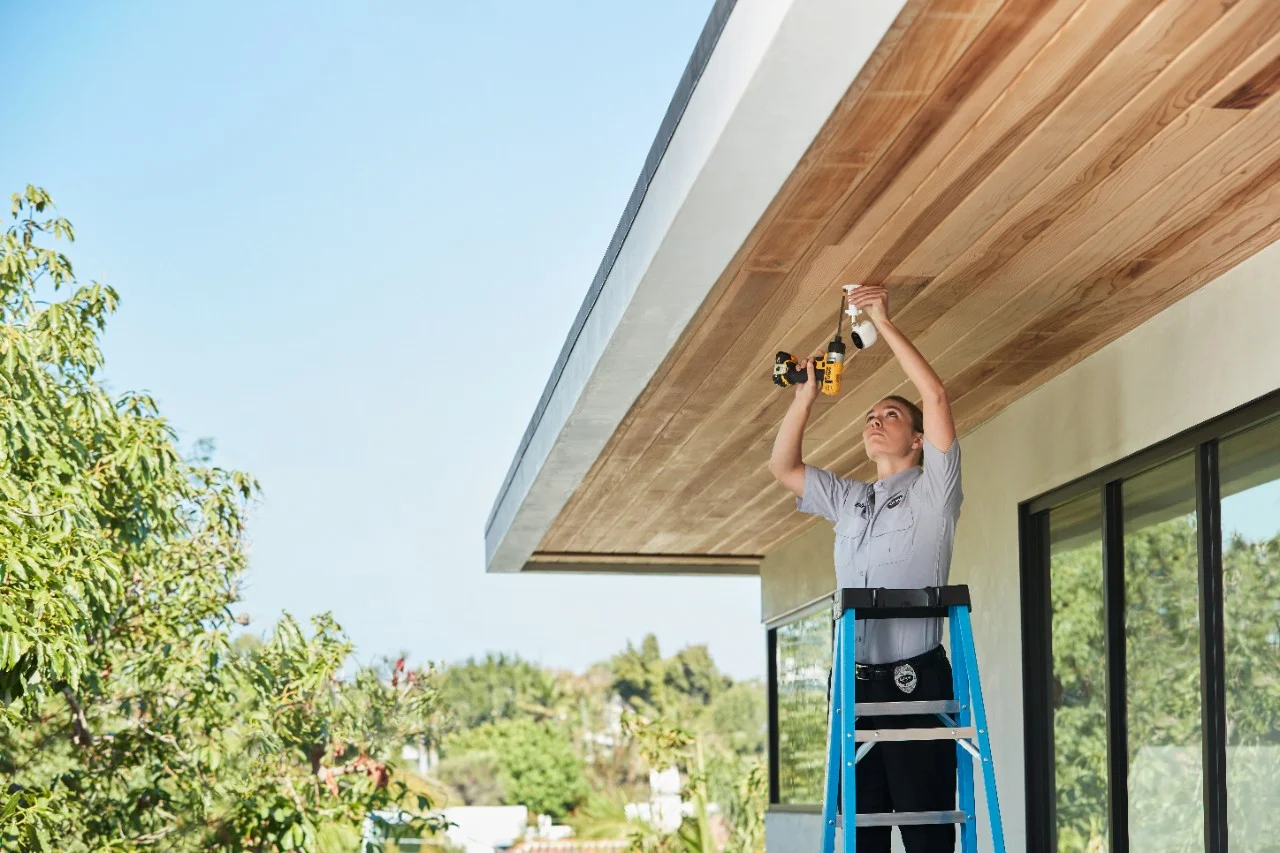 GeekSquad_TTS_Home_Exterior_Wired_Security_Install-1280x1280.jpeg