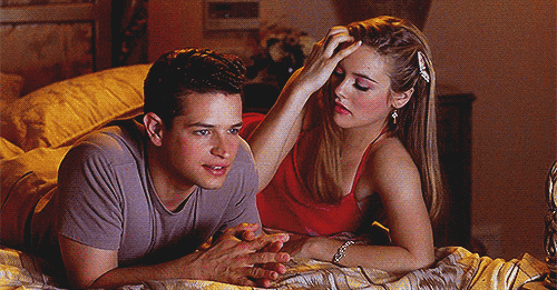 tumblr_npk6x6USzy1ux3k3so1_500.gif
