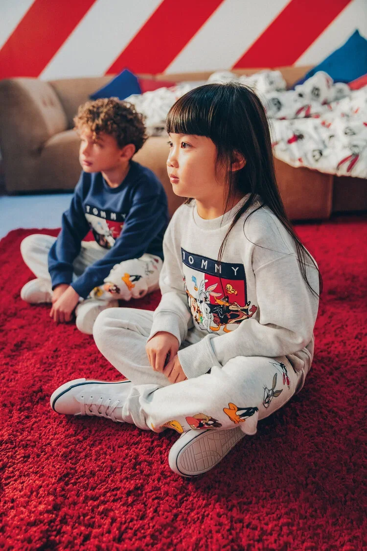 SP20_TJ_LT_KIDS+UNI_1.webp