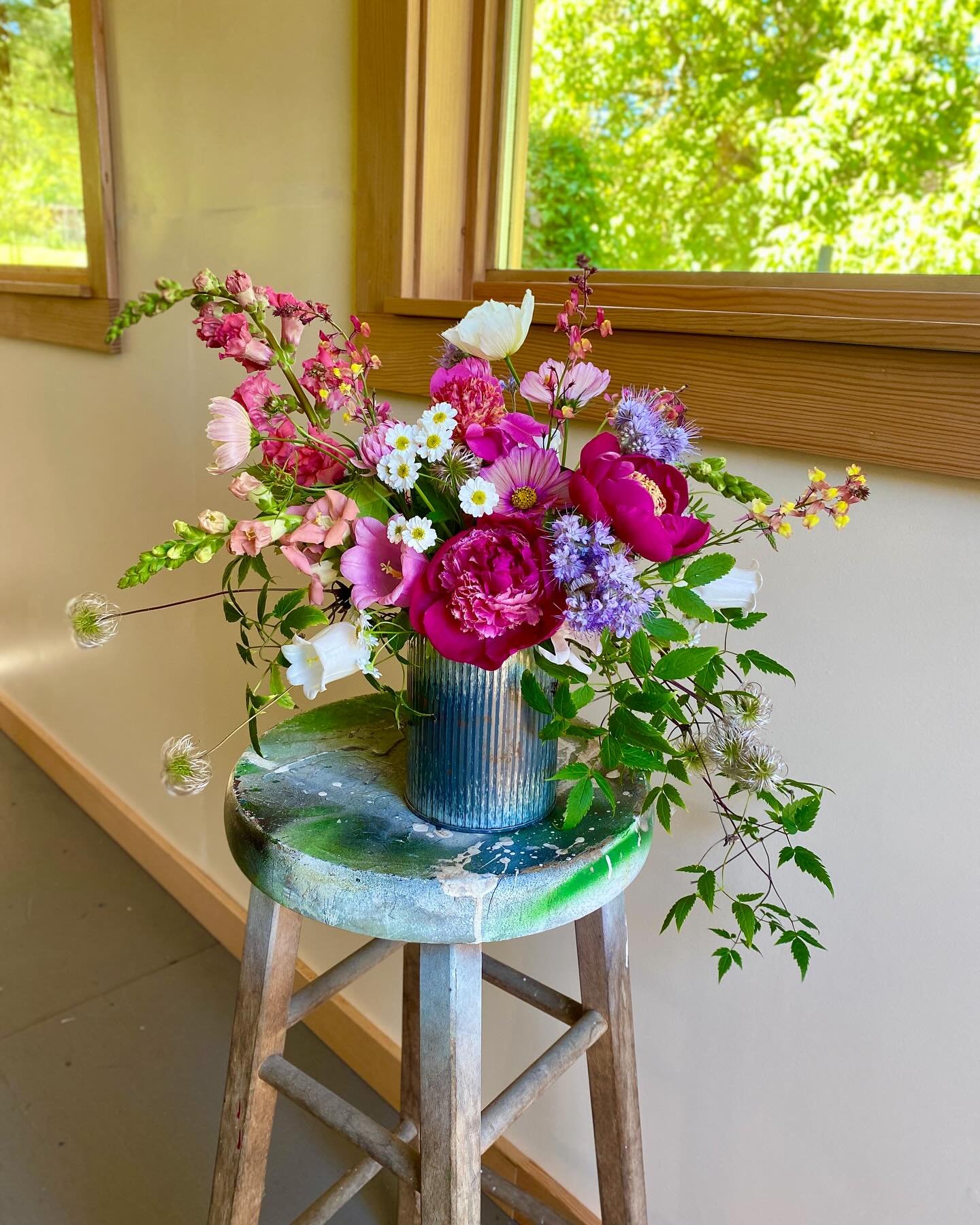 Last week&rsquo;s flowers for @beachstorecafe and @bocks.box 💕