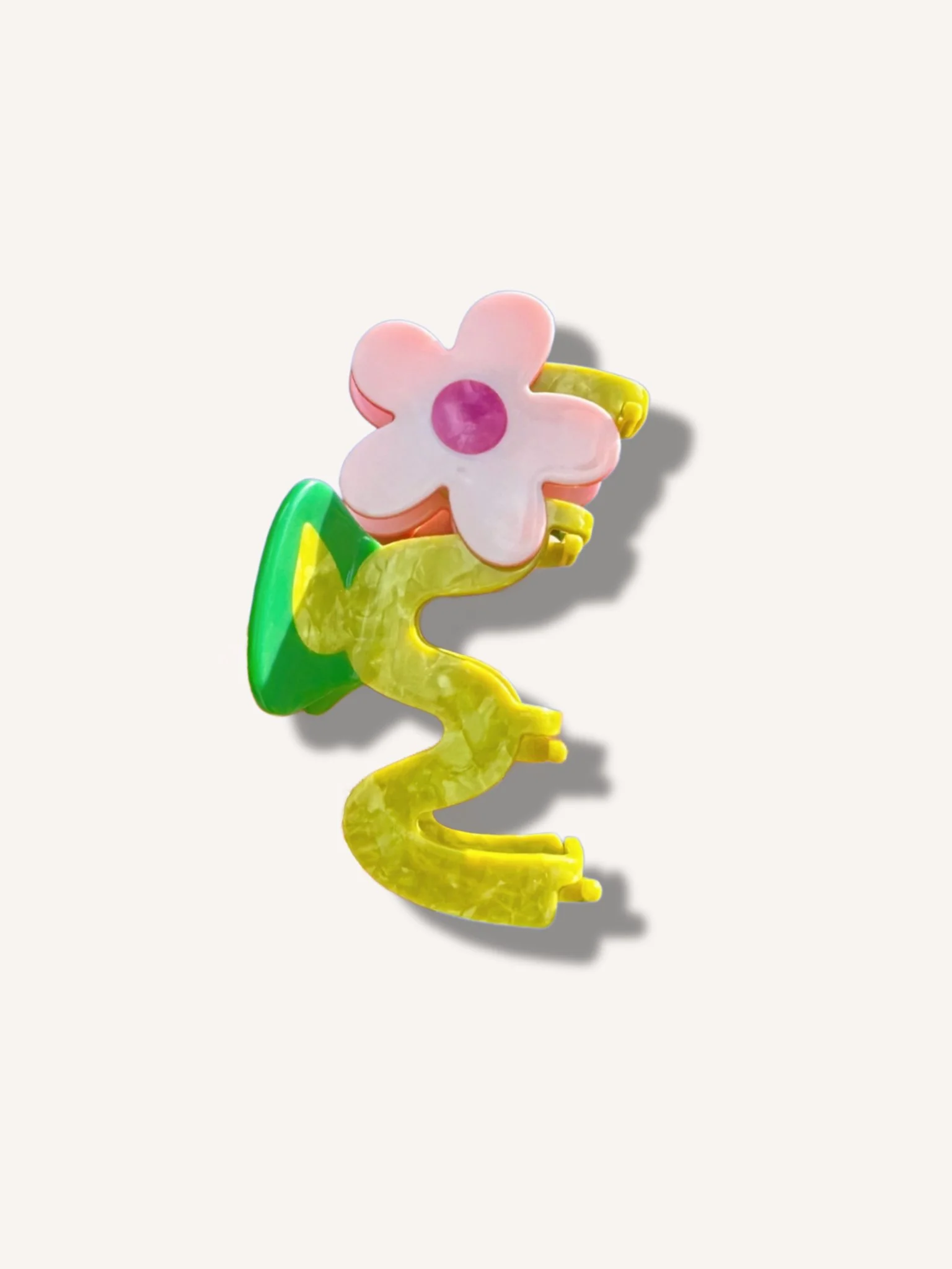 Wavy Daisy Claw.jpg