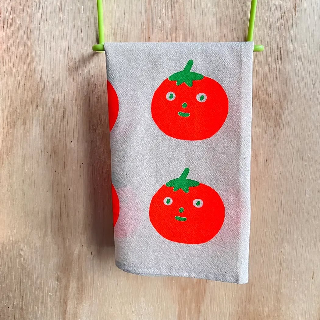 tomatotowel.jpg