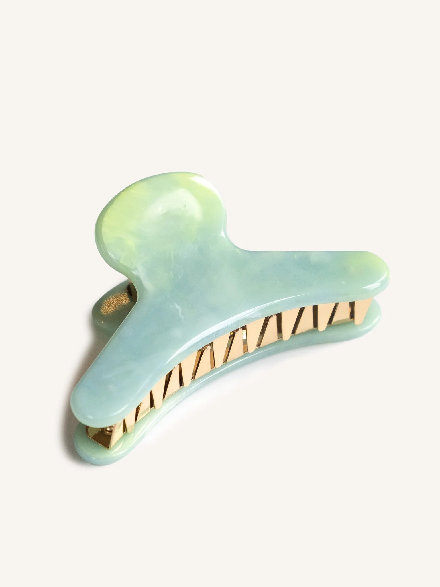 Jadeite French Claw