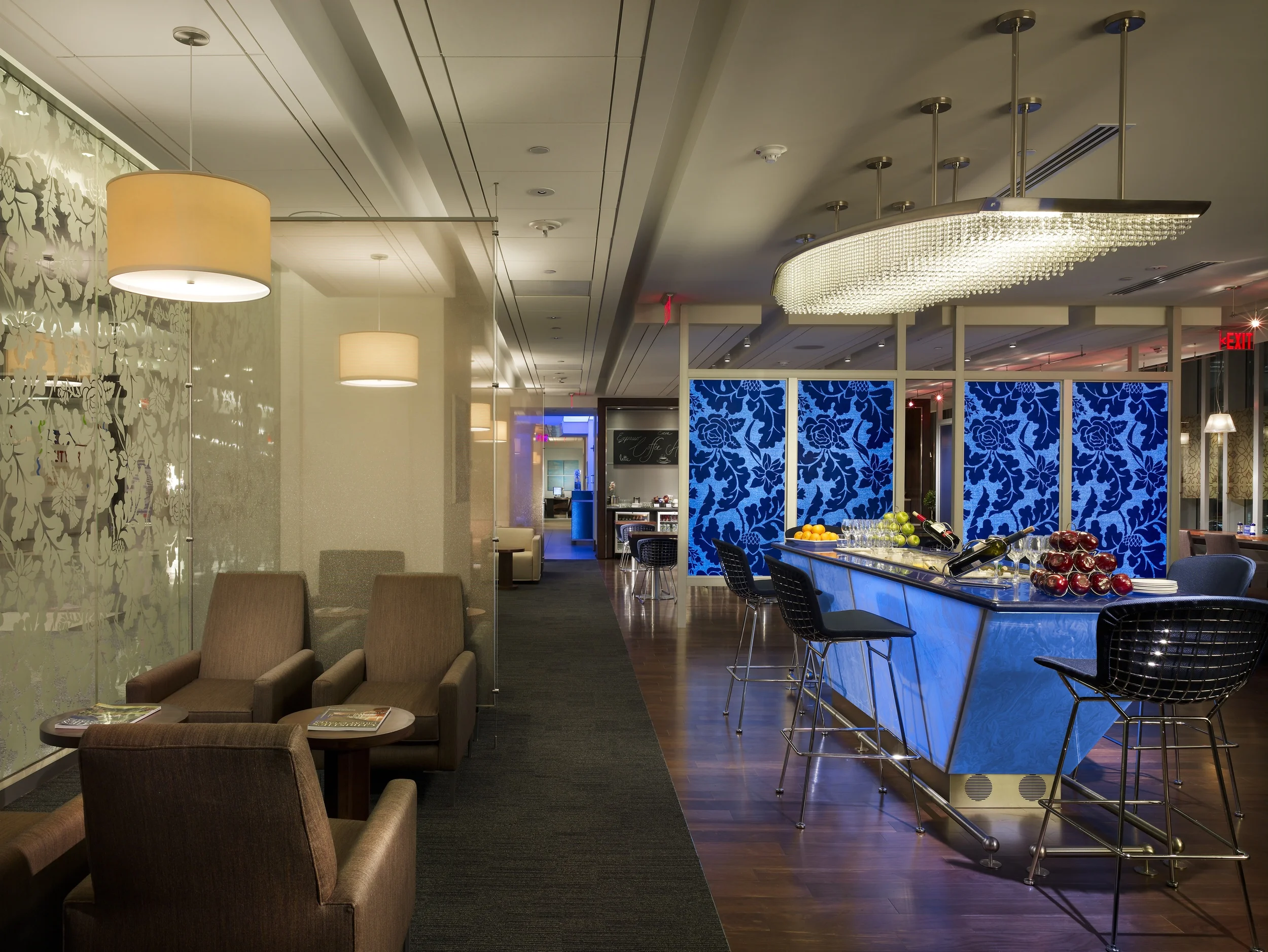 business class lounge