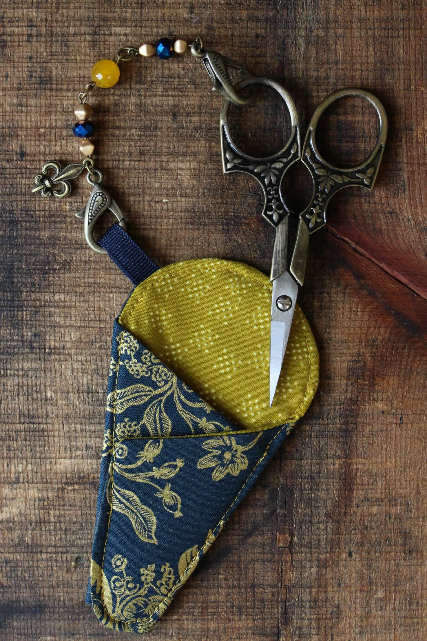 fluer di lis set.jpg