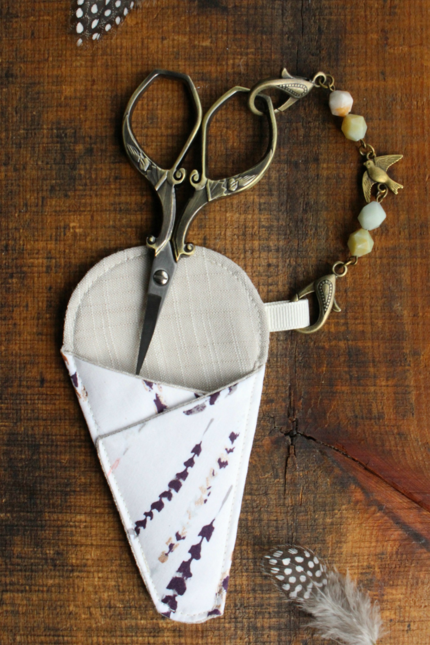 feather scissor sleeves 4.jpg