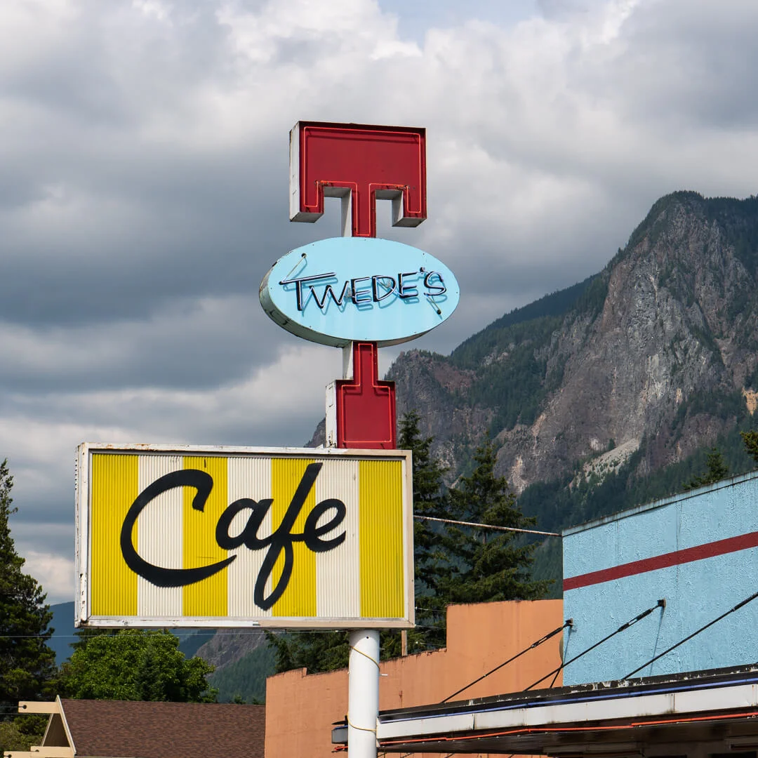 Savor-Snoqualmie-Valley-branding-inspiration-Twin-Peaks-Kat-Marshello72018.jpg
