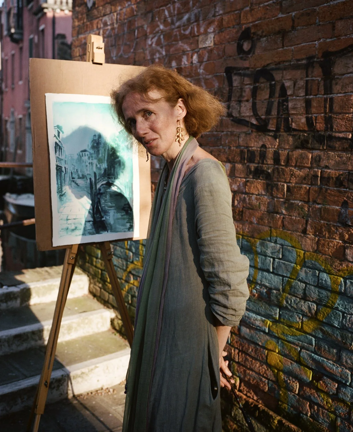  Airbnb - Painting //  Airbnb  Experiences  campaign — painting classes in Venice, hosted as open-air artist workshops. 