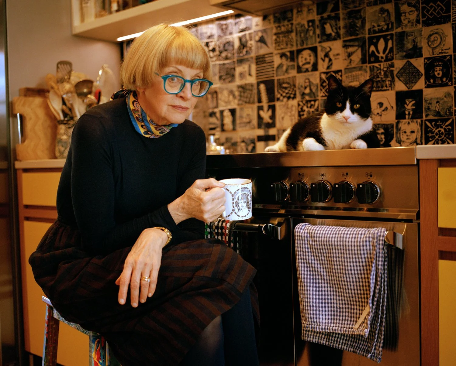  Philippa Perry //  I photographed British psychotherapist and author, Philippa Perry at her home in London. 