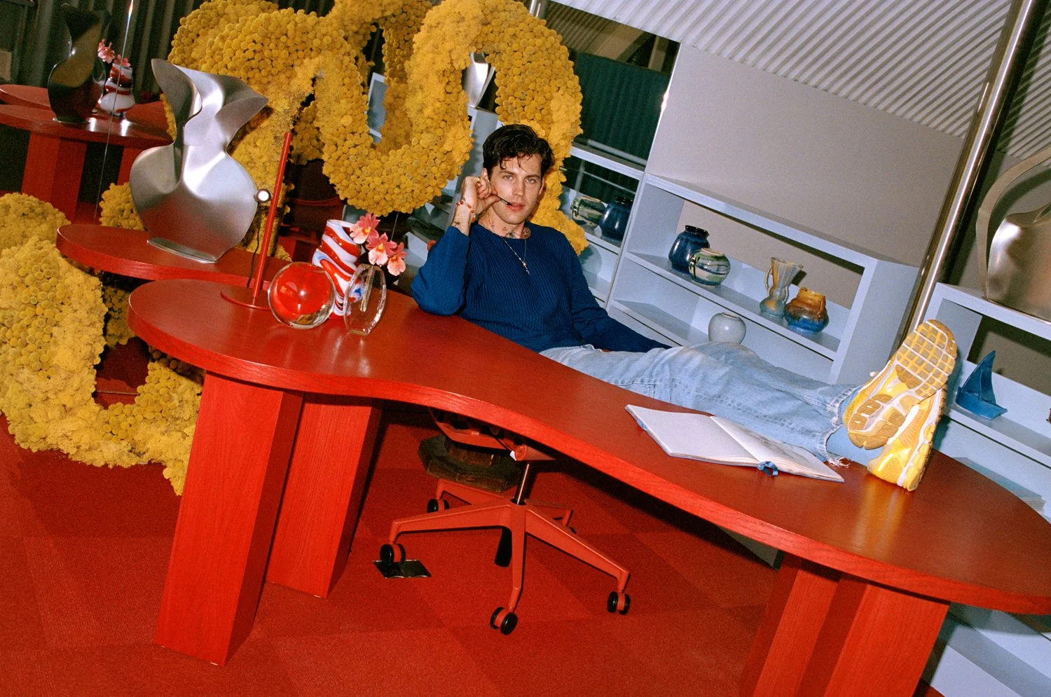  Hamish Powell //  Floral artist Hamish Powell, photographed for Architectural Digest. 
