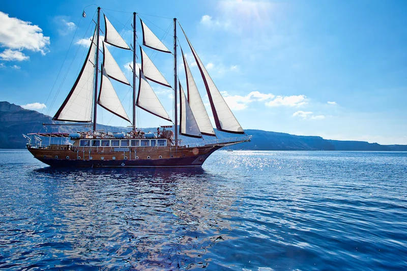 santorini-sea-excursions-48.jpg