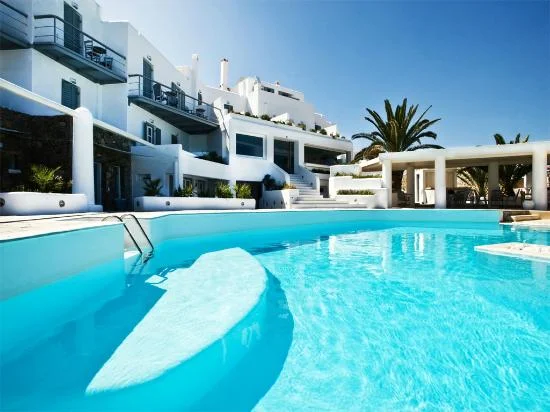 zephyros_hotel.jpg