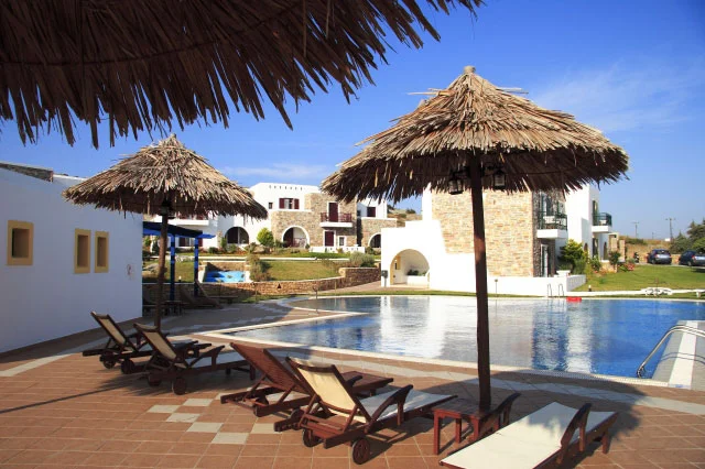 Aegean-Plaza-01.jpg