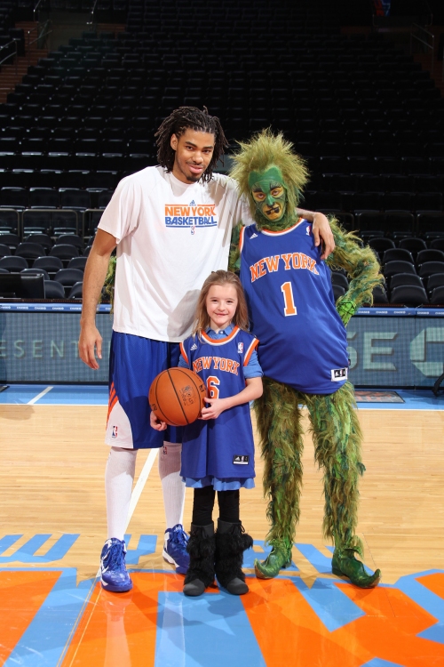 Abigail Sings  @ the NY Knicks Game