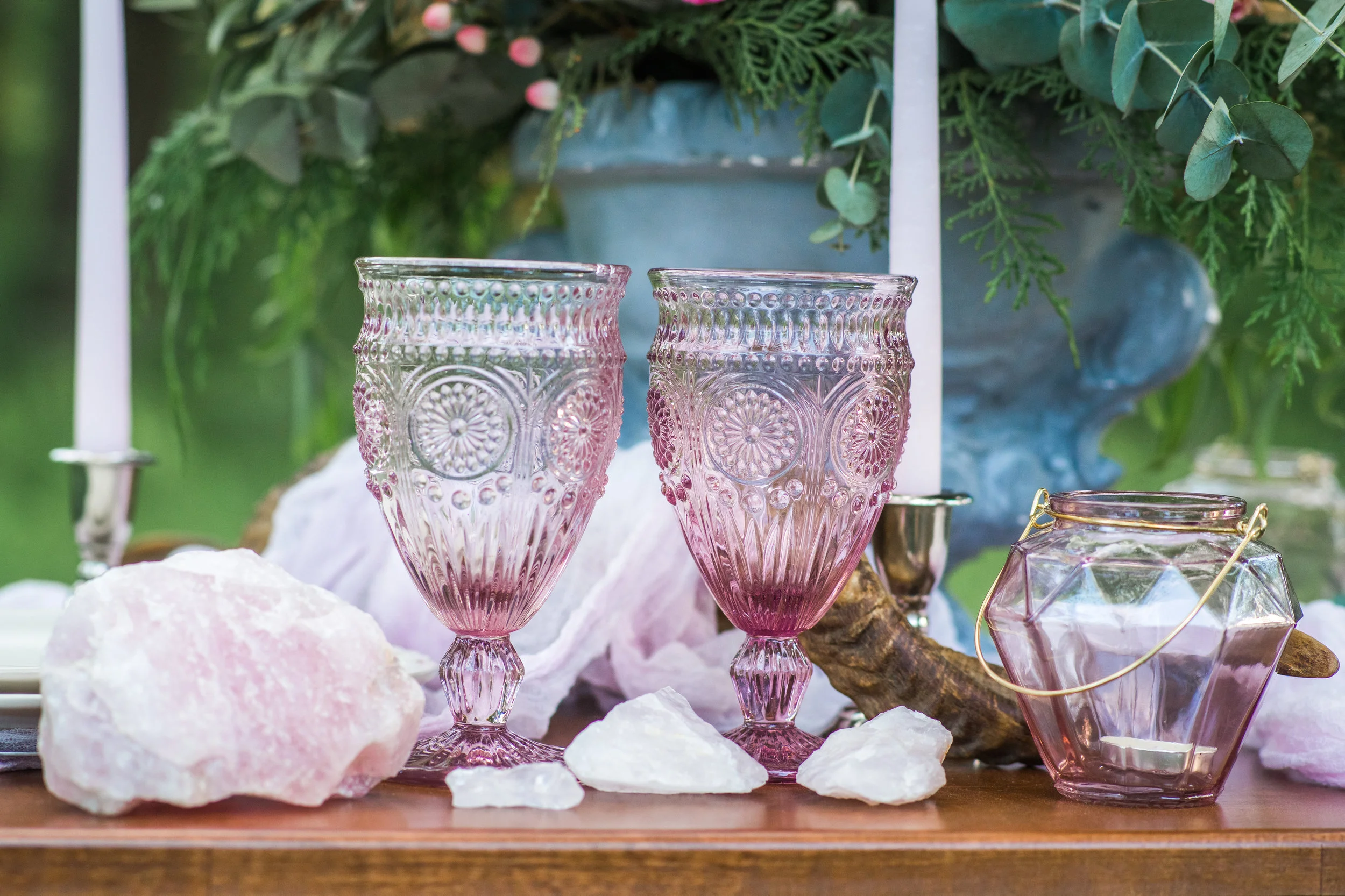 romantic toasting glasses.jpg
