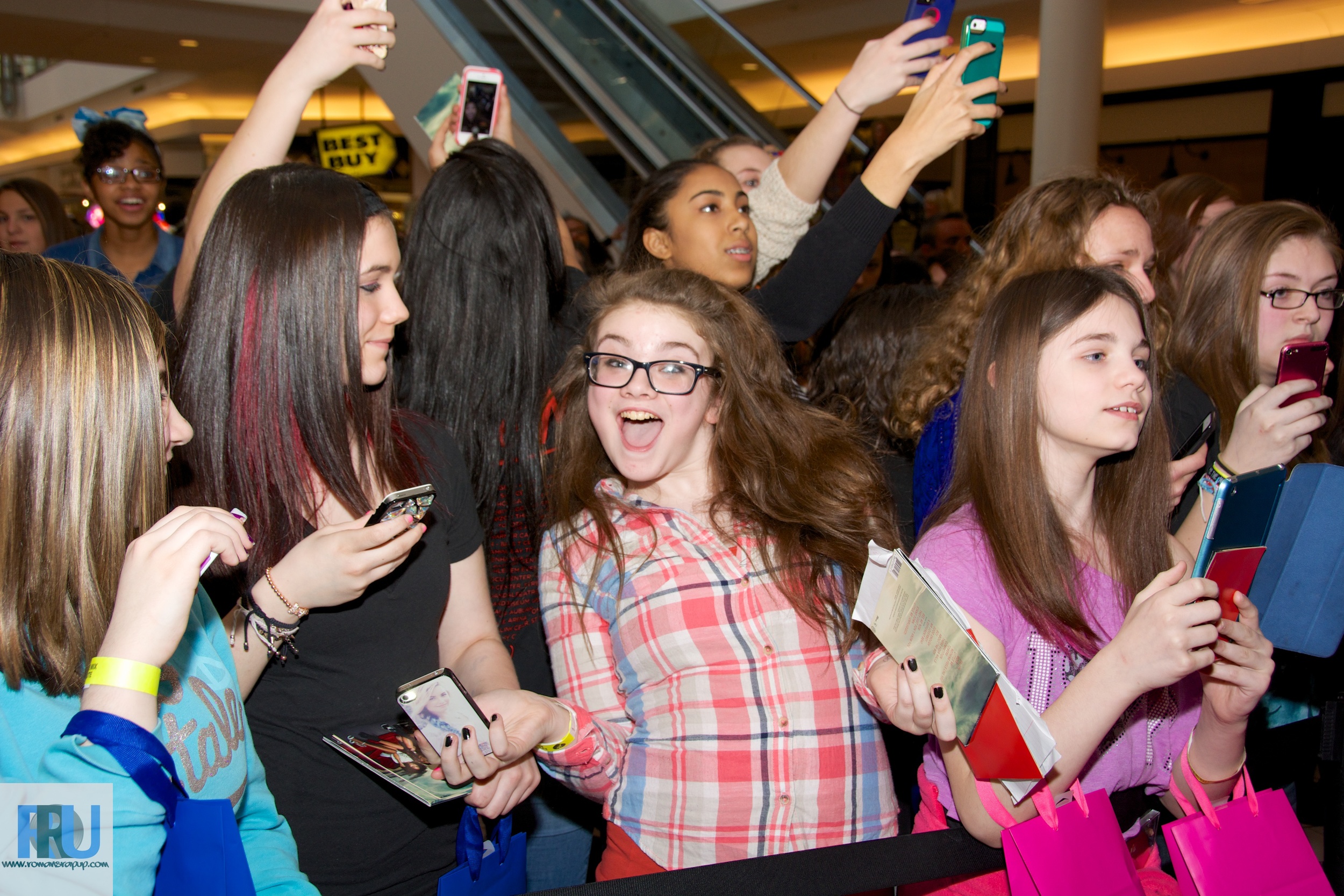 Little Mix Album Signing 27.jpg