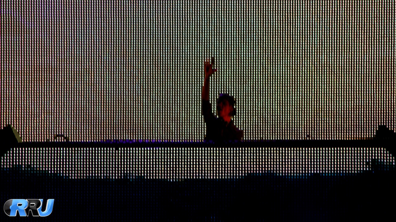 Avicii 10.jpg