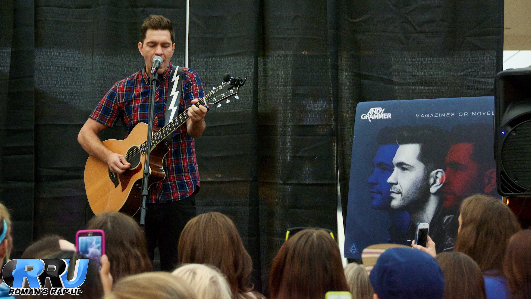 Andy Grammer North Shore Mall 4.jpg