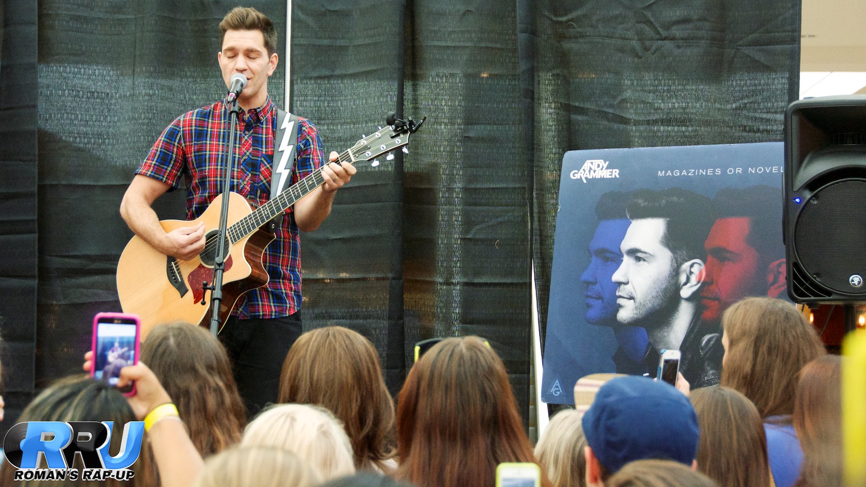 Andy Grammer North Shore Mall 5.jpg