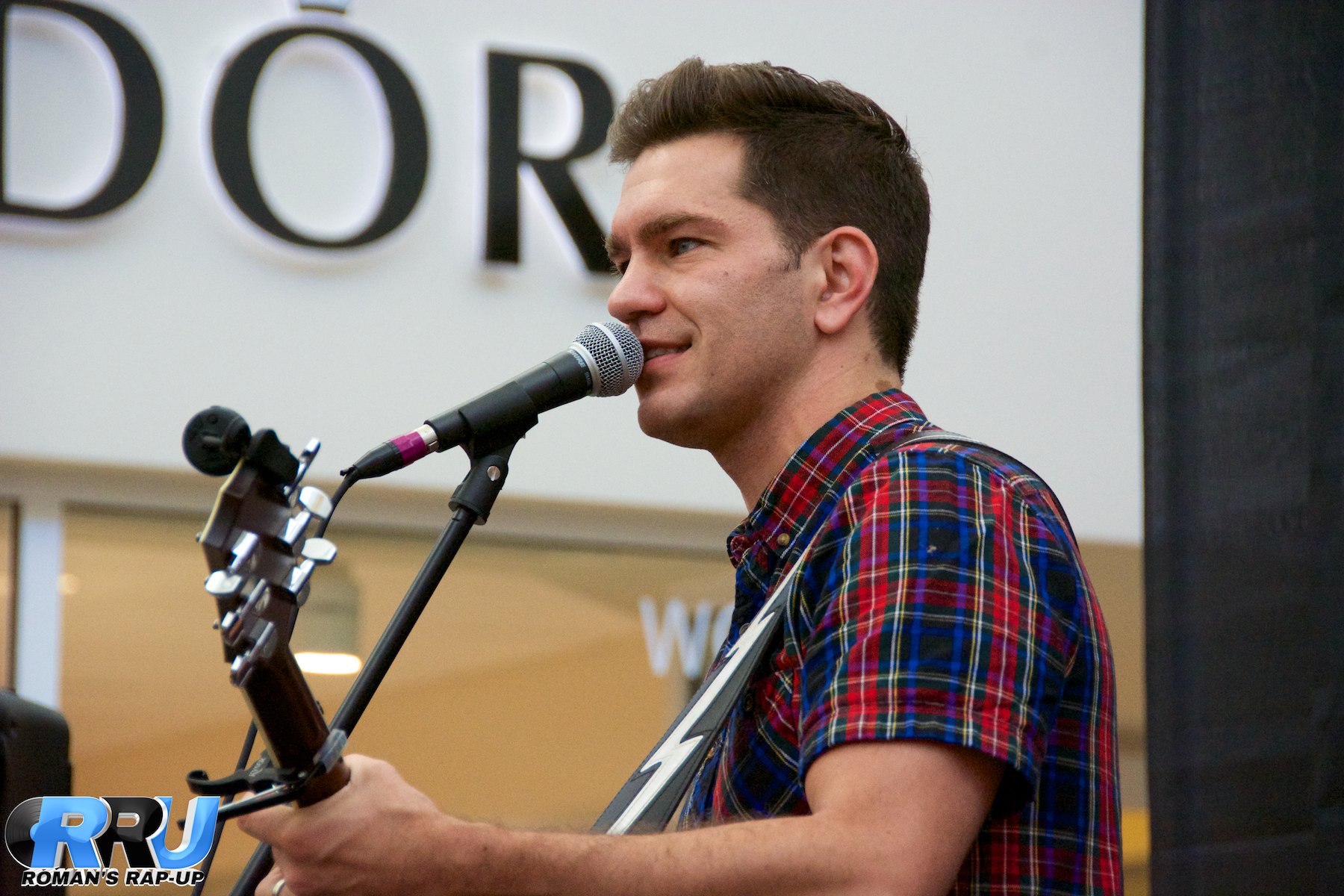 Andy Grammer North Shore Mall 13.jpg