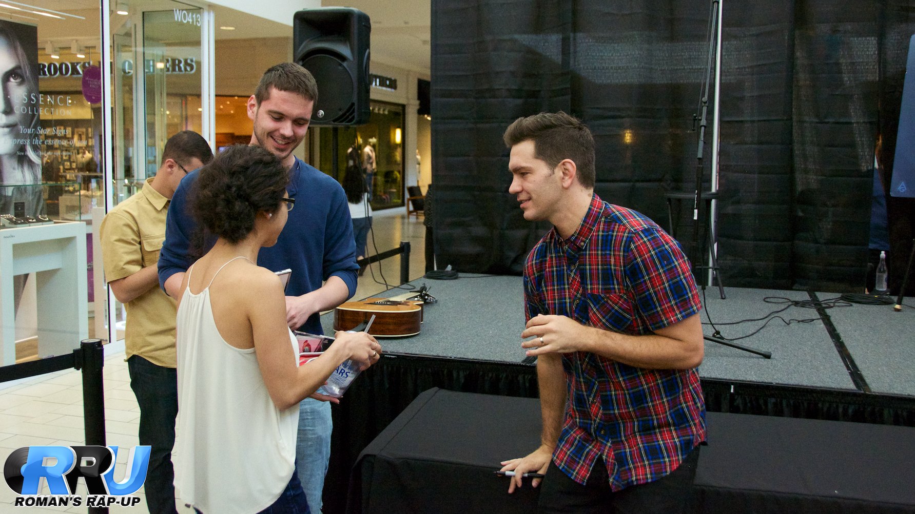Andy Grammer North Shore Mall 36.jpg