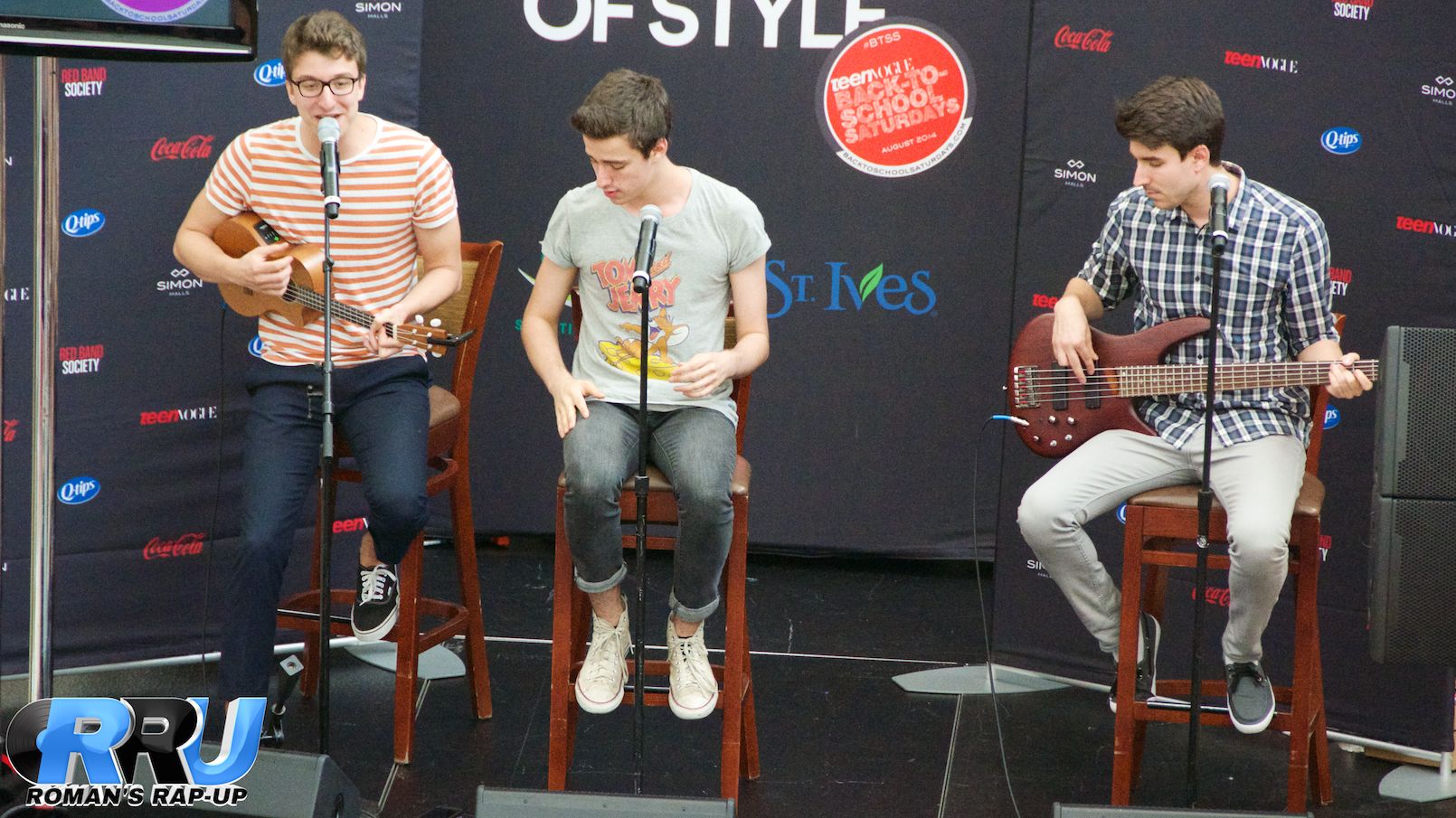 AJR at Northshore Mall 4.jpg