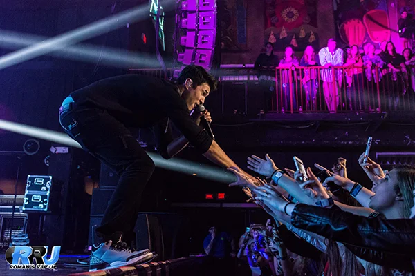 Timeflies performs in Boston on November 18th, 2014 (Michelle Kwong/Roman's Rap-Up.)