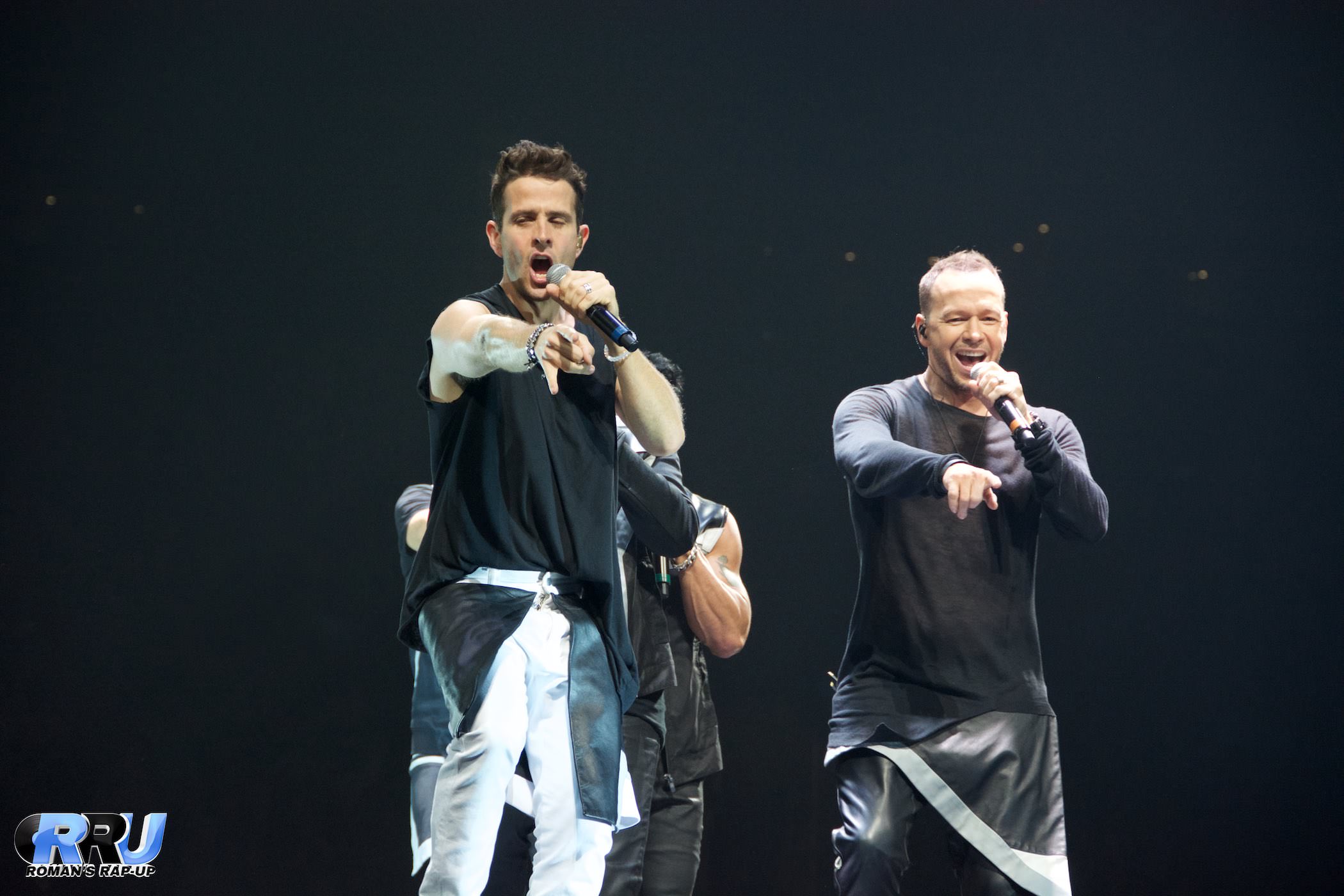 NKOTB w- Nelly & TLC 47.jpg