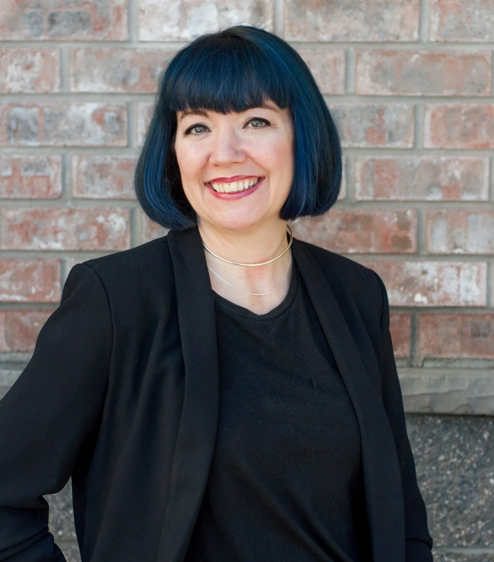 FixSalon2017MandyOutside-1-7.jpg